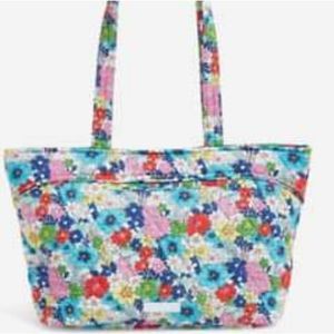 Vera Bradley MANDY Far Out Floral Bag